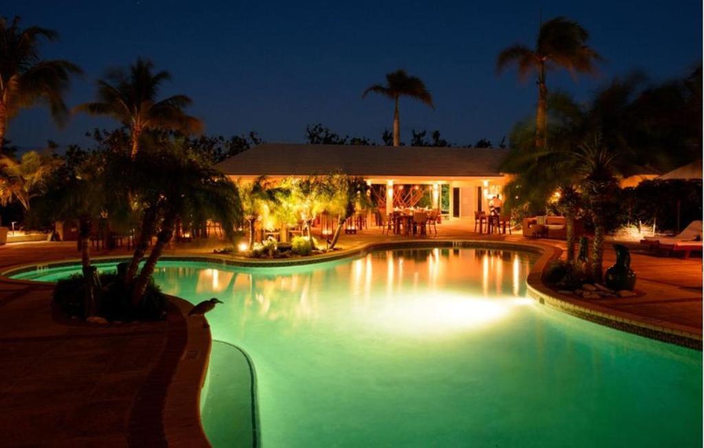 The Bight Settlements Beach House (Adults Only) מראה חיצוני תמונה